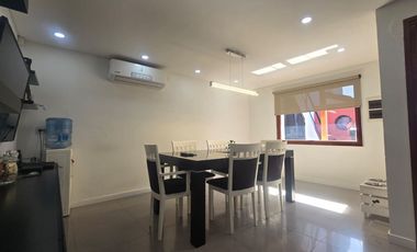 Excelente Casa 4 amb, Jardin,quincho, coch, Lanús.