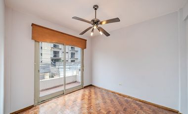 ALQUILER - PH 3 AMB. AMPLIO - CASEROS CENTRO