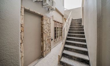 ALQUILER - PH 3 AMB. AMPLIO - CASEROS CENTRO