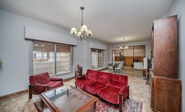 ALQUILER - PH 3 AMB. AMPLIO - CASEROS CENTRO