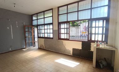 ALQUILER LOCAL EN MARTIN CORONADO CON `PATIO