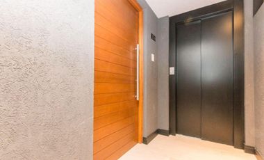 PISO DE CATEGORÍA 4 AMBIENTES CON COCHERA EN LANÚS