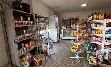 CASA EN VENTA EN PEHUAÓ CON LOCAL