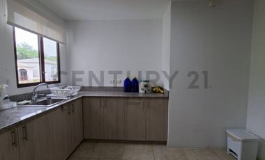 Alquiler de departamento amoblado 3 habitaciones vía a la costa