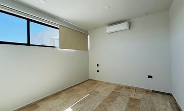 EN VENTA DEPARTAMENTO 2 PLANTAS, CON ROOF TOP, EQUIPADO | EN KUMA TEMOZON MÉRIDA