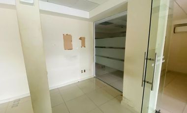 Oficina en renta en Marina Vallarta