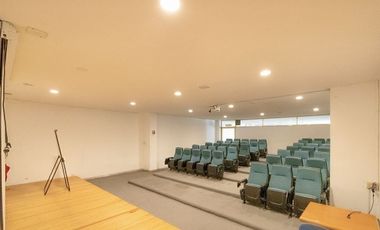 Excelente Edificio  de oficinas en Puebla