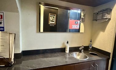 TRASPASO RESTAURANTE CON LICENCIA DE ALCOHOL EN CONDESA