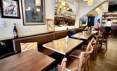 TRASPASO RESTAURANTE CON LICENCIA DE ALCOHOL EN CONDESA
