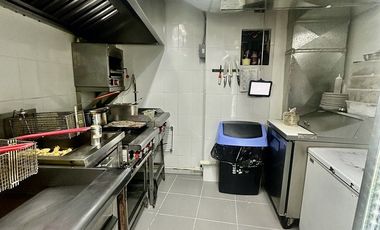 TRASPASO RESTAURANTE CON LICENCIA DE ALCOHOL EN CONDESA