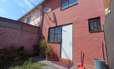 ARRIENDO CASA 2HAB 1BA MALALCO, PEÑAFLOR