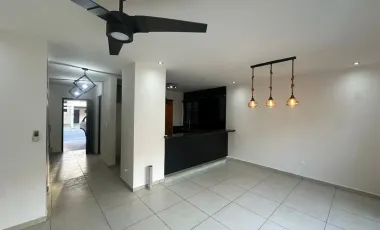 Casa en renta en Residencial Apodaca, Apodaca, Nuevo León