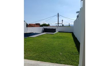 CASA NUEVA EN VENTA MODERNA EN RESIDENCIAL A 5 MIN DEL SUR DE CUERNA