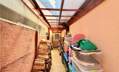 VENDO CASA EN SECTOR RESIDENCIAL DE CURAUMA