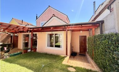 VENDO CASA EN SECTOR RESIDENCIAL DE CURAUMA