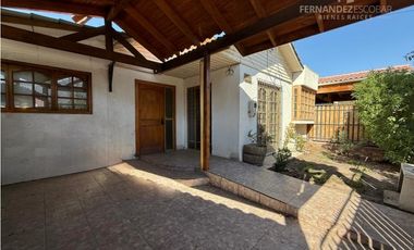 SAN FELIPE - VENDE CASA ESQUINA 4D 2B VILLA EL CARMEN