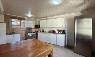 SAN FELIPE - VENDE CASA ESQUINA 4D 2B VILLA EL CARMEN