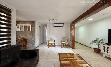 SAN FELIPE - VENDE CASA ESQUINA 4D 2B VILLA EL CARMEN