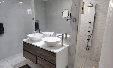 EXCLUSIVA CASA EN PARCELA EN TALAGANTE