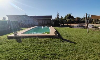 EXCLUSIVA CASA EN PARCELA EN TALAGANTE