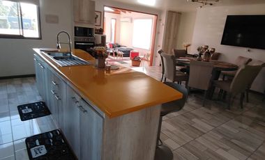 EXCLUSIVA CASA EN PARCELA EN TALAGANTE