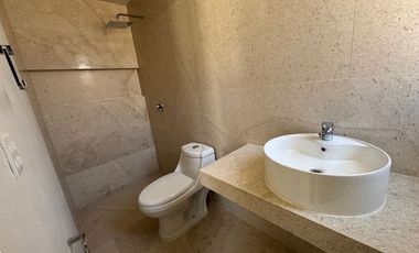 CASA EN VENTA Y RENTA JUNTO A GALERIAS SANTA ANITA