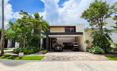 Casa en Renta, Mérida, Yucatán Country Club