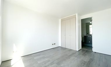 Luminoso y privado departamento en arriendo, San Miguel !!