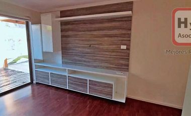 EN MICROBARRIO EN LA FLORIDA ALTO, MARAVILLOSA VISTA DE STGO