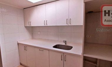 EN MICROBARRIO EN LA FLORIDA ALTO, MARAVILLOSA VISTA DE STGO