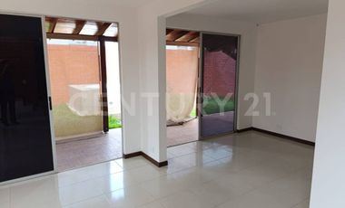 VENDO CASA CAMPESTRE SECTOR ALFAGUARA JAMUNDI