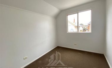 Casa en Arriendo en COD37267 Villa Santa Carolina