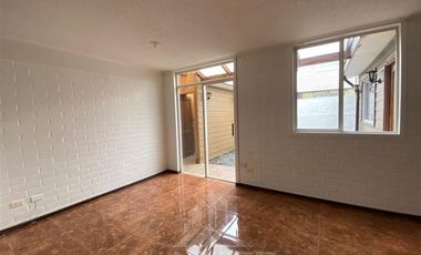 Casa en Arriendo en COD37267 Villa Santa Carolina