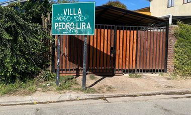Casa antigua en amplio terreno en Machalí