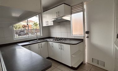 Casa en Venta en Condominio Parque Las Pircas