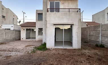 Casa en Venta en Condominio Parque Las Pircas