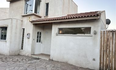 Casa en Venta en Condominio Parque Las Pircas