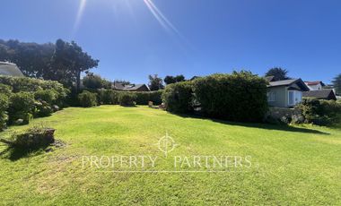 Casa sólida con vista parcial al mar en Santo Domingo Tradicional