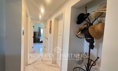 Casa sólida con vista parcial al mar en Santo Domingo Tradicional