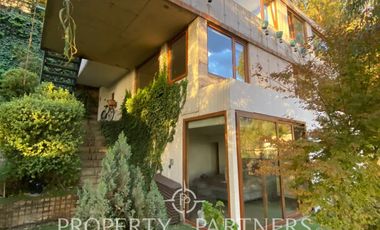 Exclusiva y acogedora casa en exclusivo condominio el Mirador de los Almendros