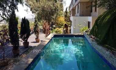 Exclusiva y acogedora casa en exclusivo condominio el Mirador de los Almendros