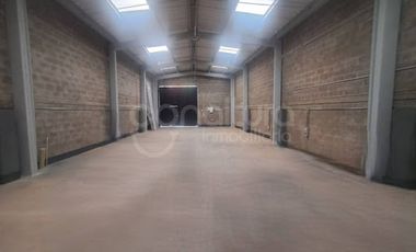 ARRIENDO de BODEGAS en SABANETA