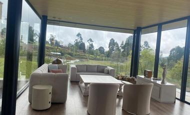 CASA EN ARRIENDO UBICADO EN ENVIGADO SECTOR ALTO DE PALMAS