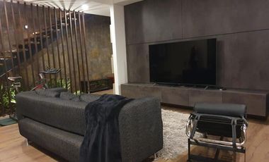 CASA EN ARRIENDO UBICADO EN ENVIGADO SECTOR ALTO DE PALMAS