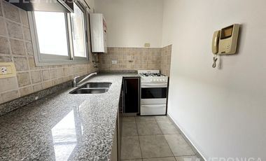 Departamento de dos ambientes en alquiler Moron