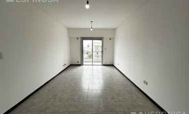 Departamento de dos ambientes en alquiler Moron