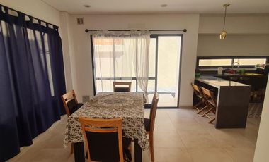 Duplex de 3 dormitorios Lomas se Zamora Oeste