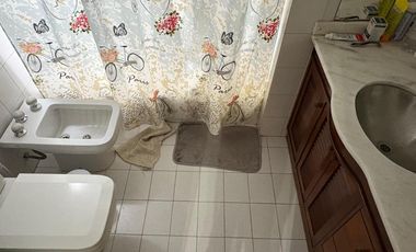 Venta, Casa, 4 Amb, Estudio, Quincho, Parrilla, Piscina, Jardin, Cochera, Apto Crédito, Ramos Mejia