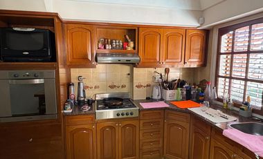 Venta, Casa, 4 Amb, Estudio, Quincho, Parrilla, Piscina, Jardin, Cochera, Apto Crédito, Ramos Mejia