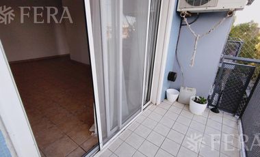 Alquiler Departamento 3 ambientes con balcón en Wilde